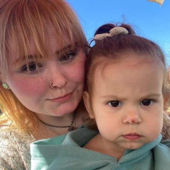 Meet your Posher, Amelia - Picture 1 of 1